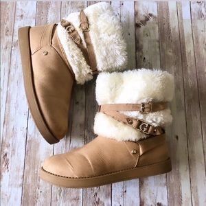 Guess beige fur boots high top gold logo